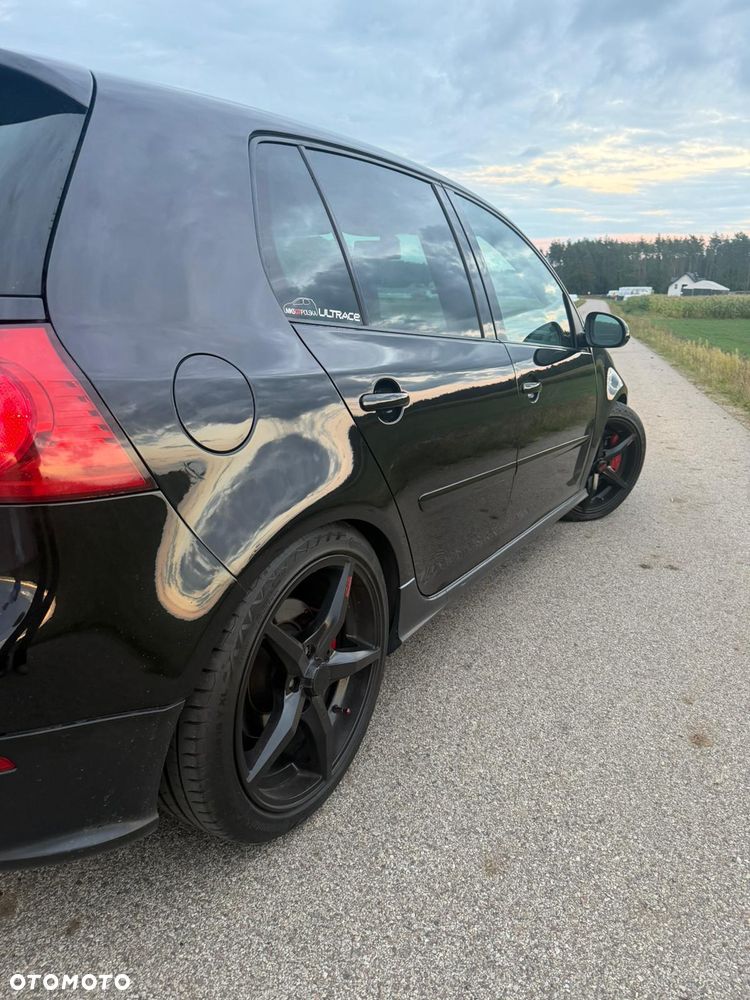 Volkswagen Golf - 6