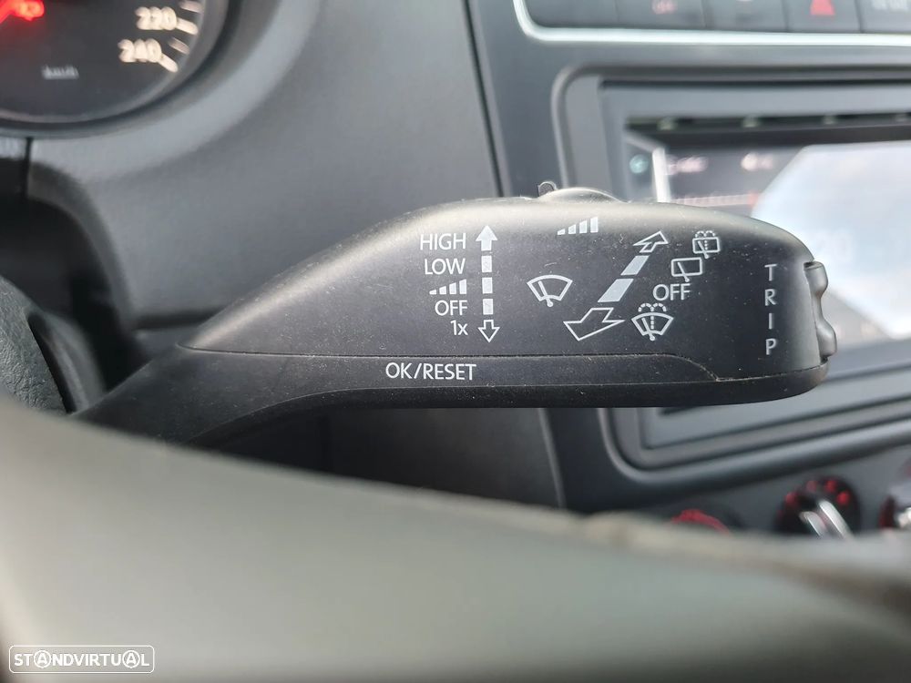 VW Polo 1.2 Confortline - 19