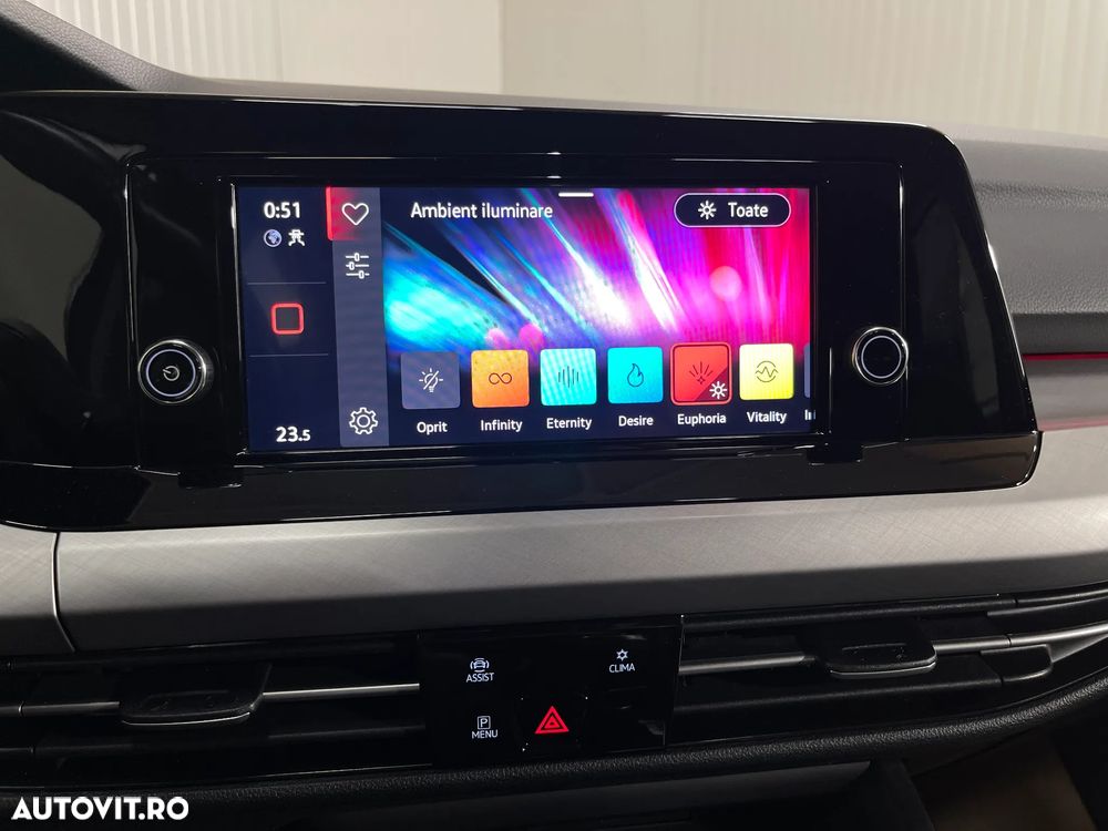 Volkswagen Golf 1.0 TSI Life - 18