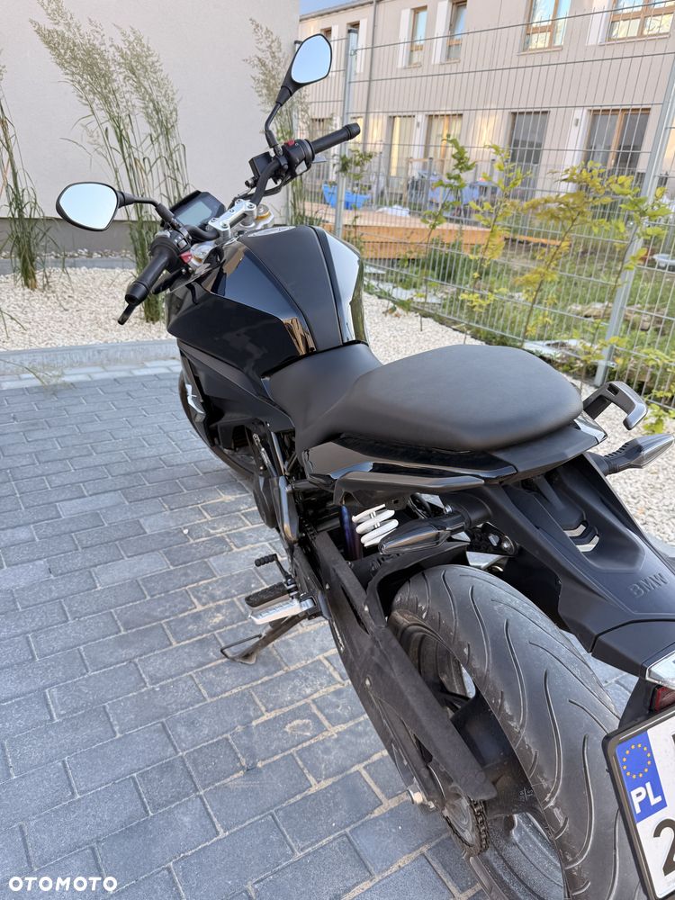 BMW G - 3
