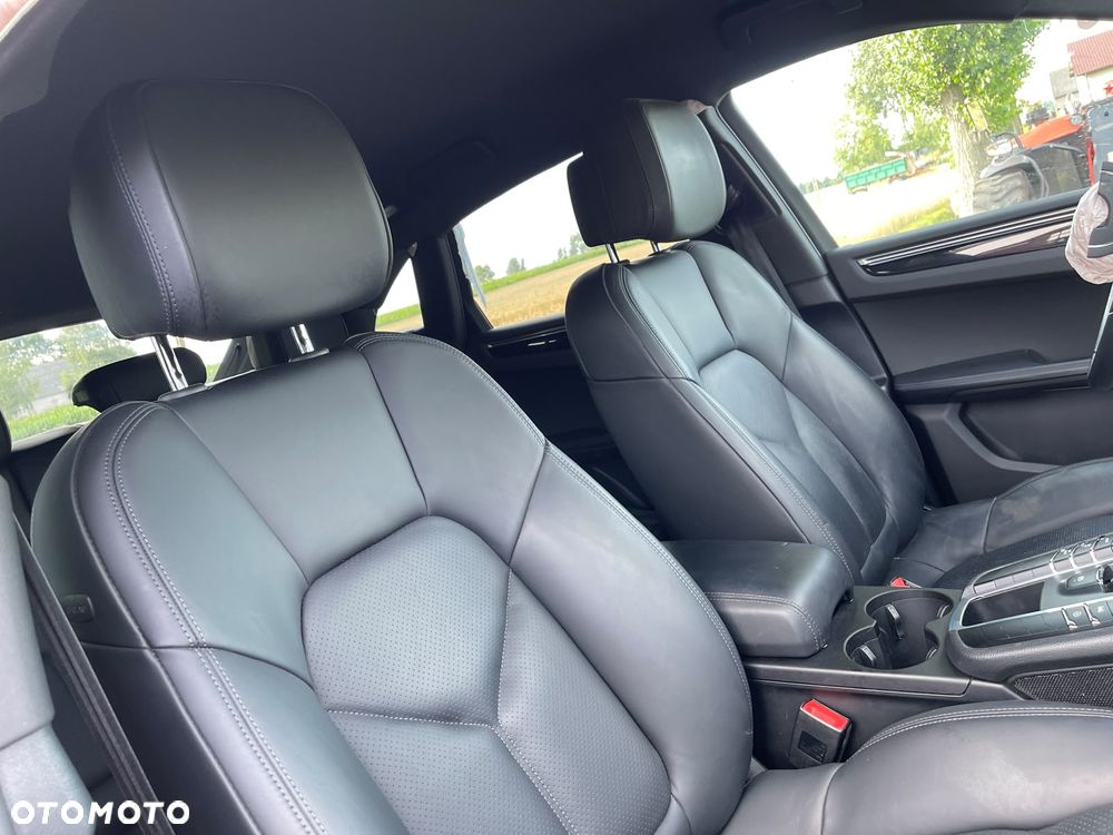 Porsche Macan S - 26