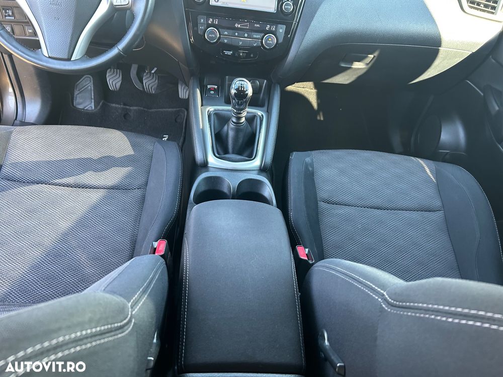 Nissan Qashqai 1.5 DCI Start/Stop Tekna - 21