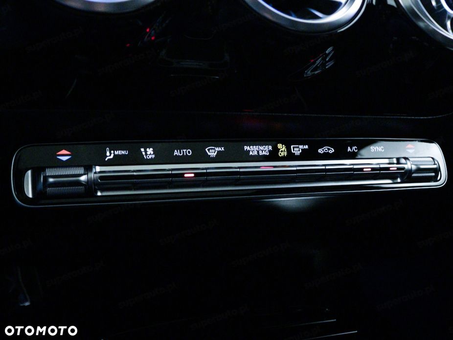 Mercedes-Benz Klasa A 35 AMG 4-Matic 8G-DCT - 12