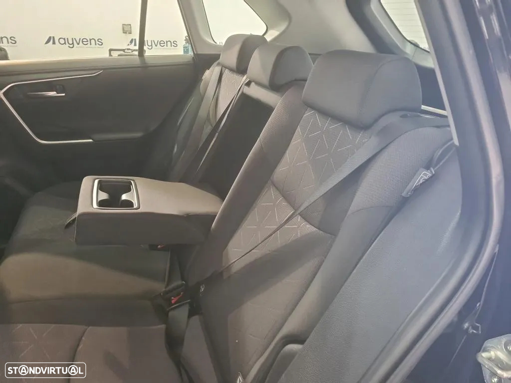 Toyota RAV4 2.5 HDF Comfort - 12