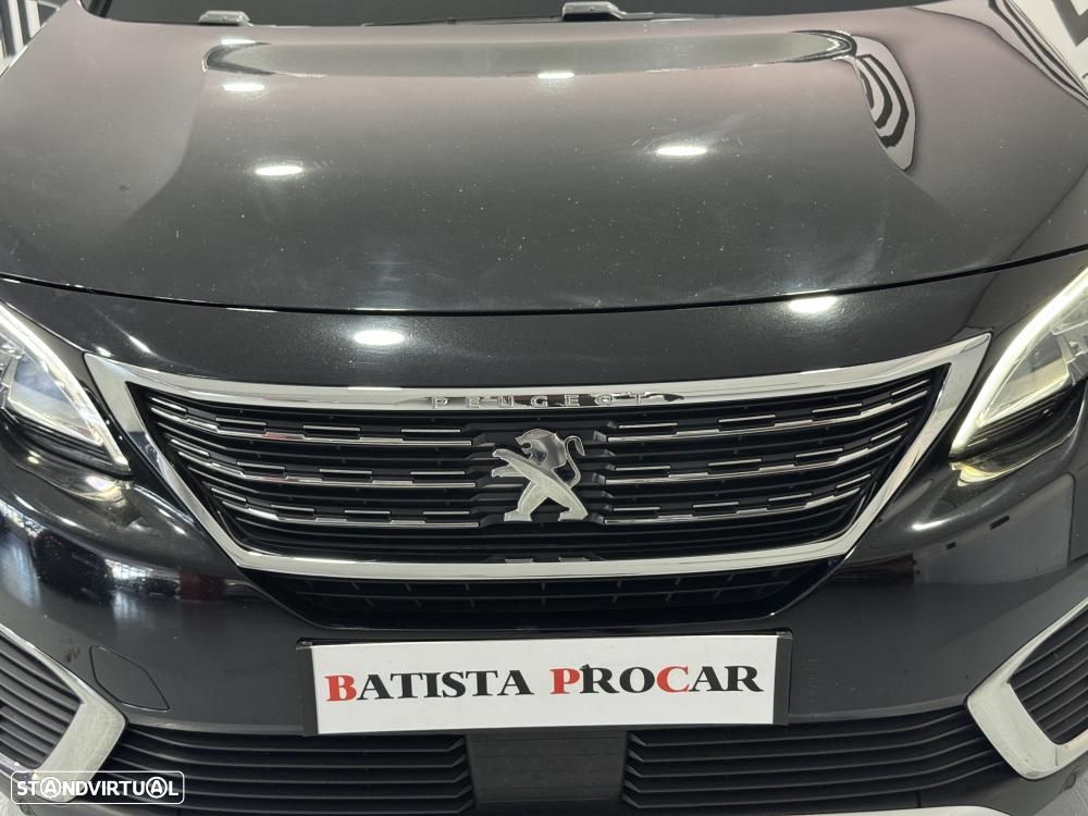 Peugeot 5008 1.6 HDi Allure J18 - 23