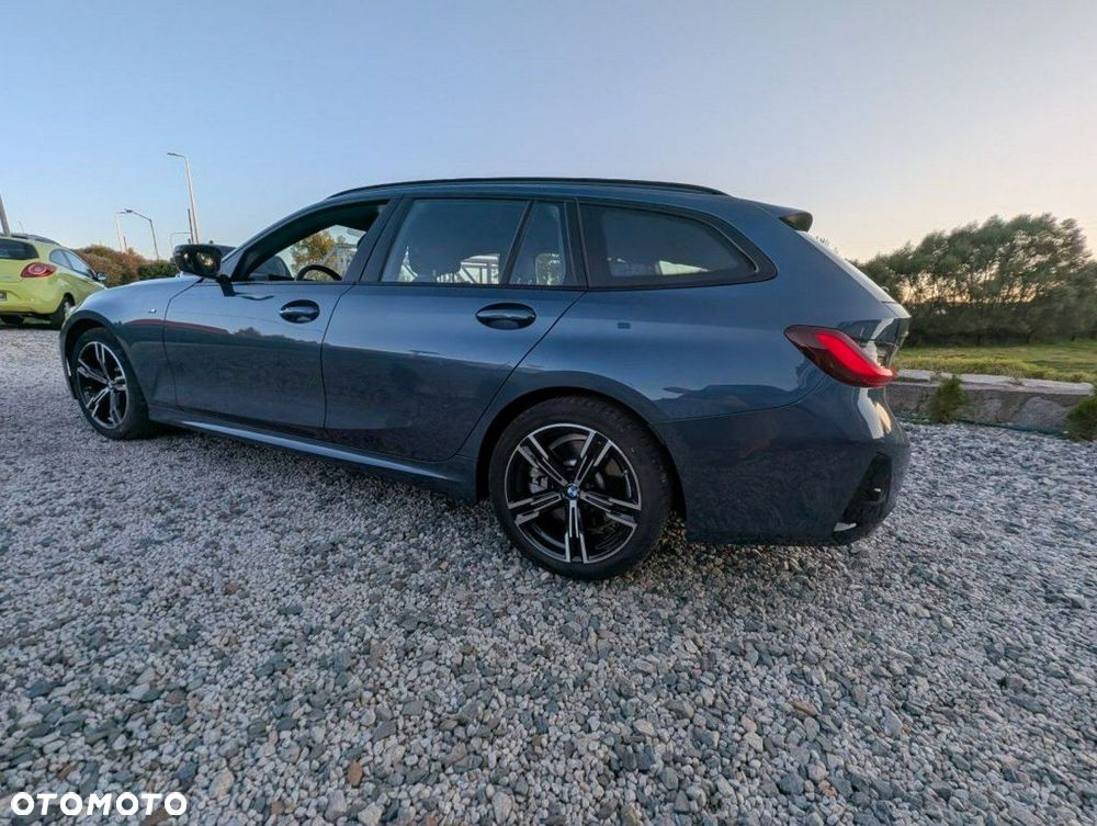 BMW Seria 3 330i xDrive M Sport - 6