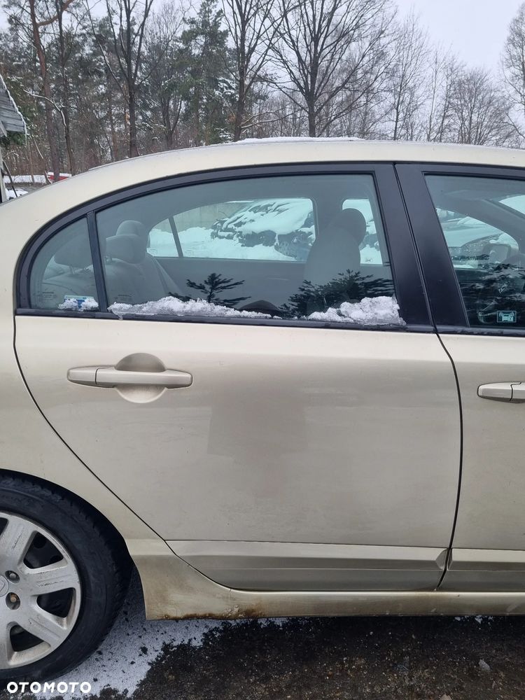 HONDA CIVIC VIII 8 06-11 2008 r. SEDAN YR-566M drzwi prawy tył PT * - 2