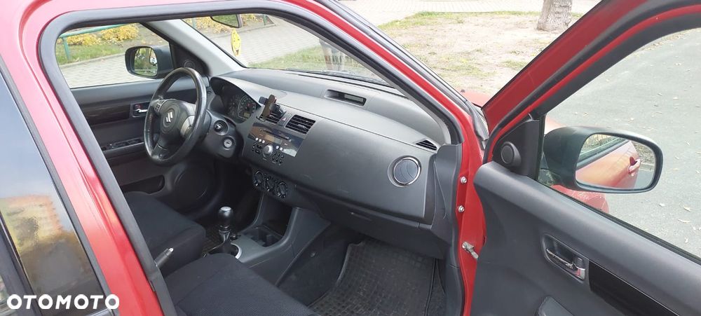 Suzuki Swift - 20