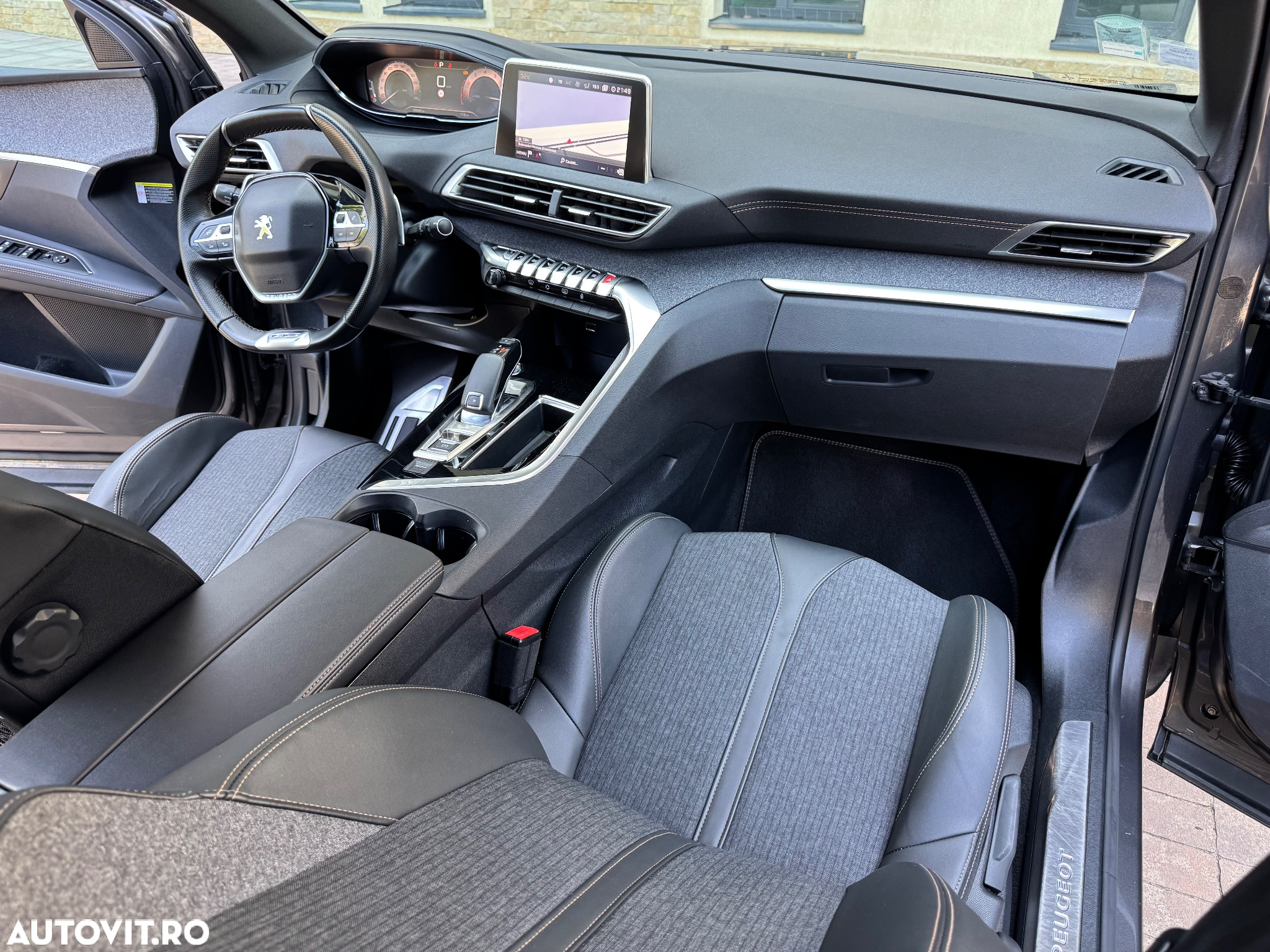 Peugeot 3008 PureTech 130 Stop & Start GPF EAT8 GT - 32