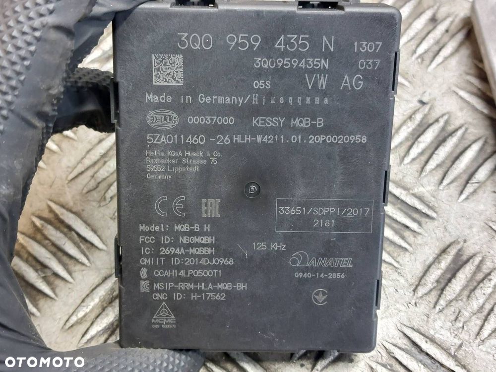 ZESTAW STARTOWY PASSAT B8 2.0 TDI 04L907309P 5Q0937086CF 3G0920320A - 3