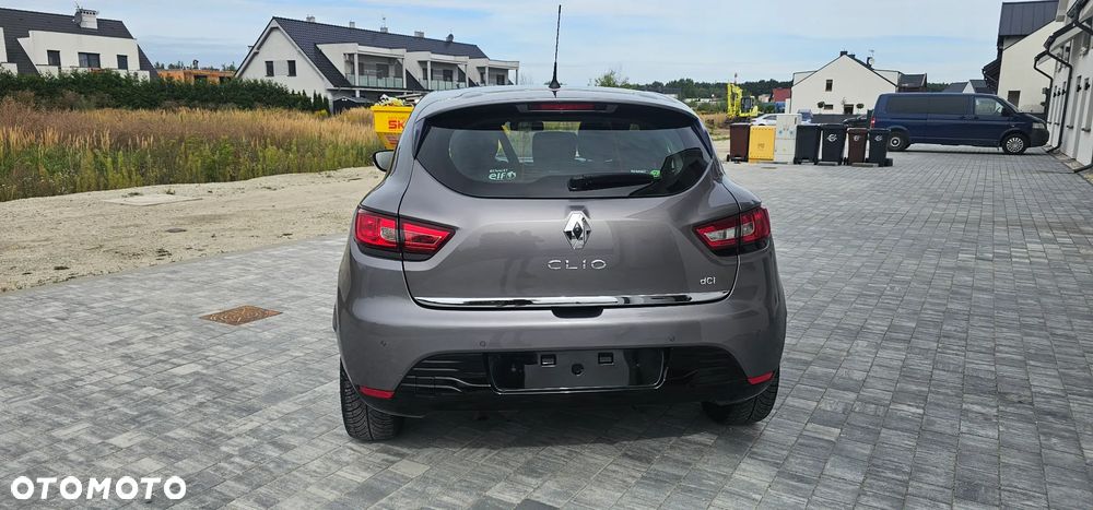 Renault Clio dCi 90 EDC Limited - 18
