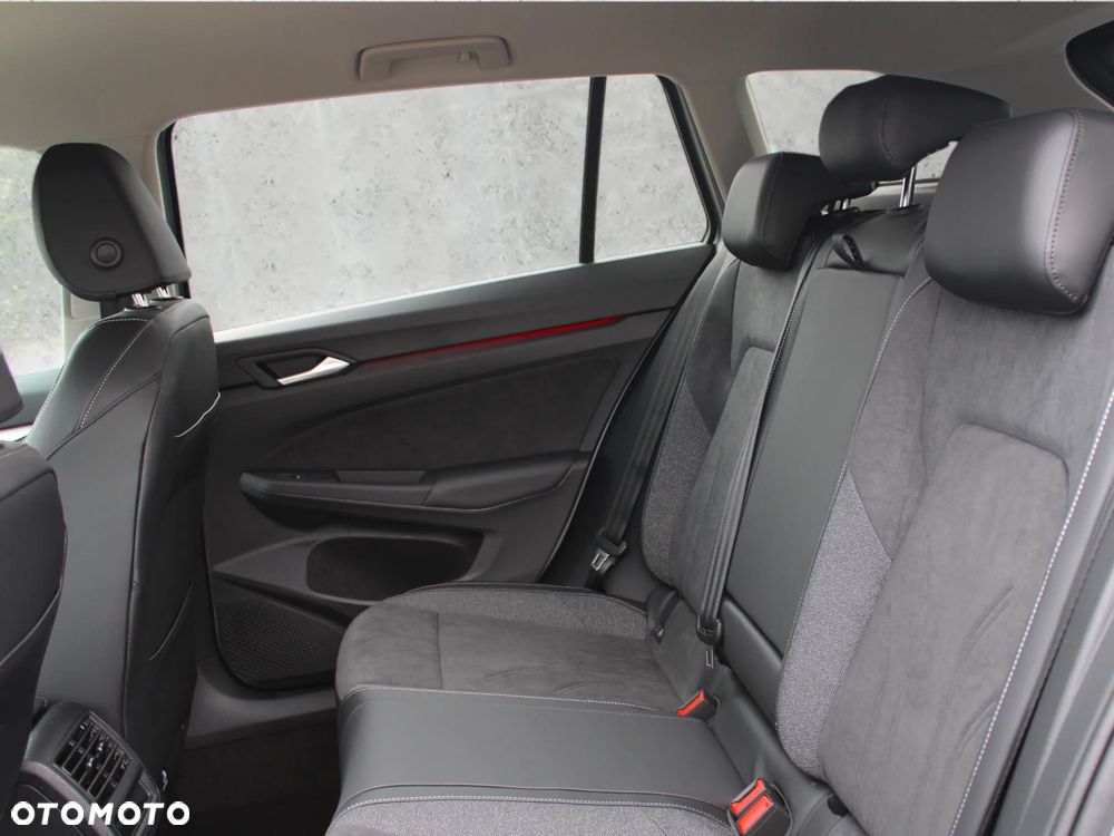 Volkswagen Golf 1.5 eTSI mHEV Life DSG - 9