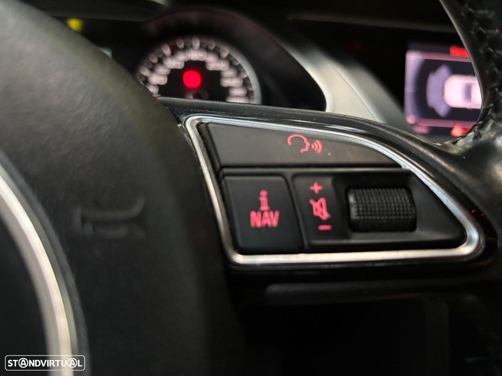 Audi A4 Avant 2.0 TDI S-line - 23