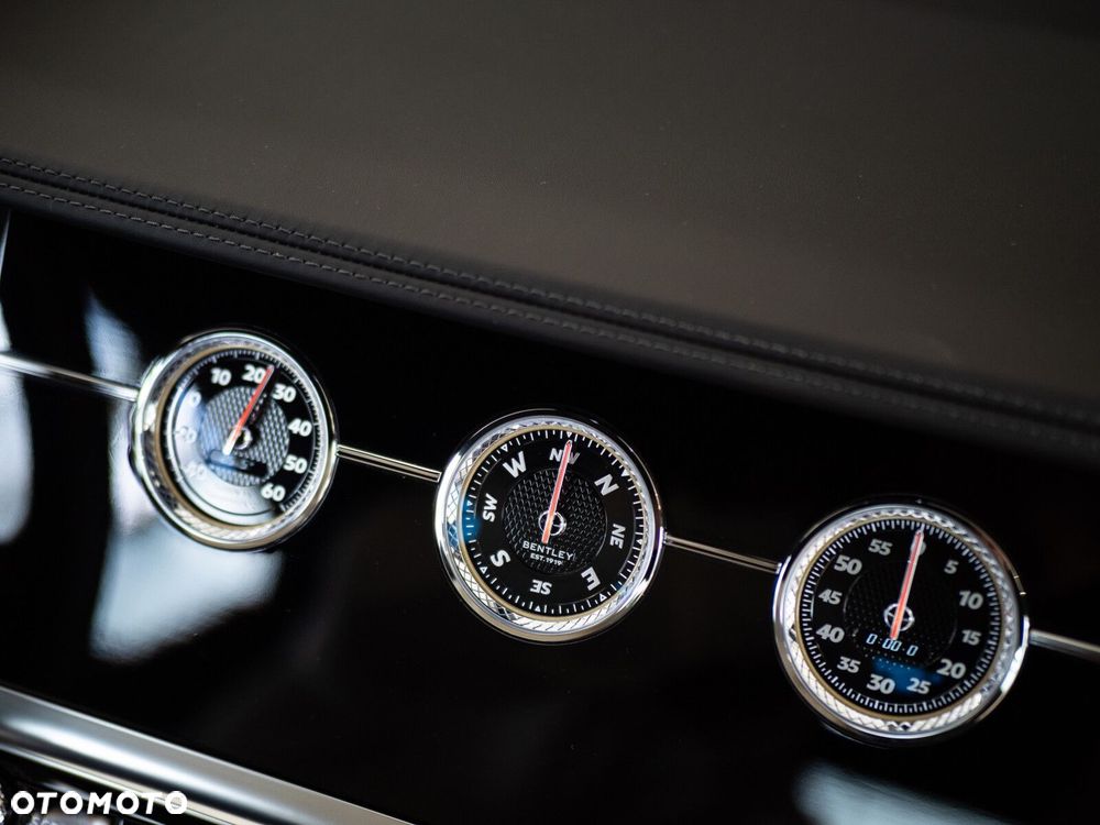 Bentley Continental GT - 16