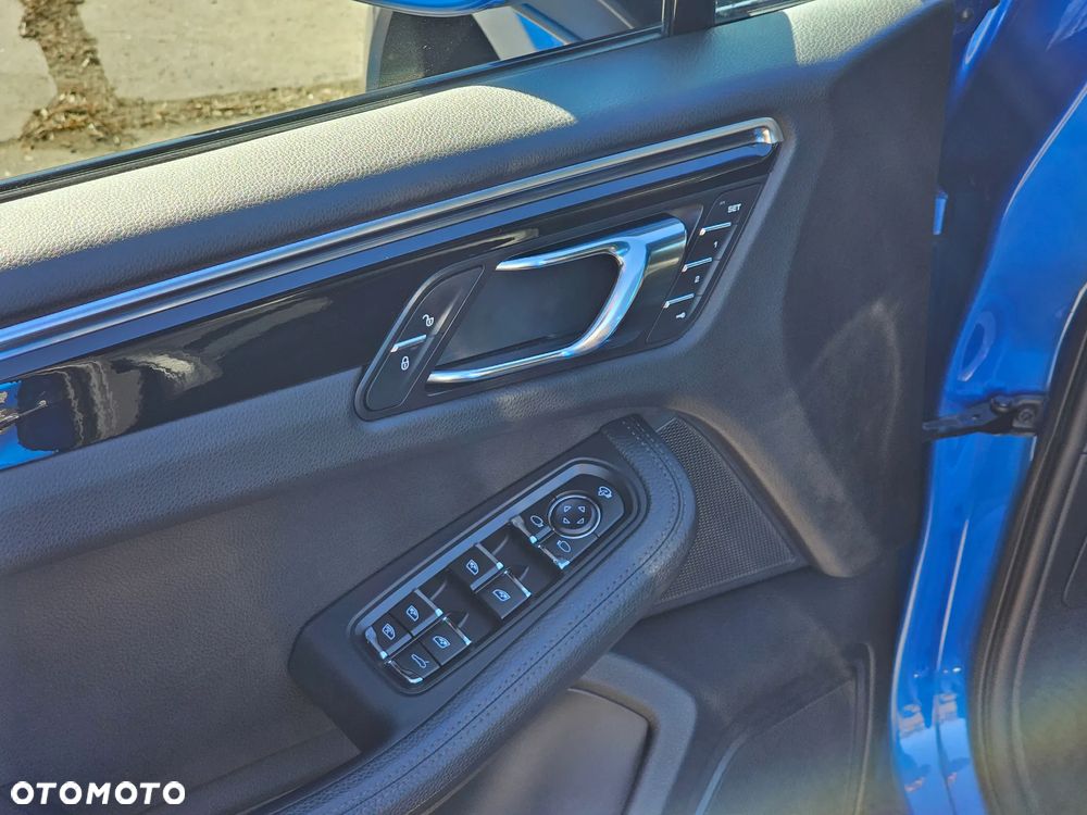 Porsche Macan S - 10