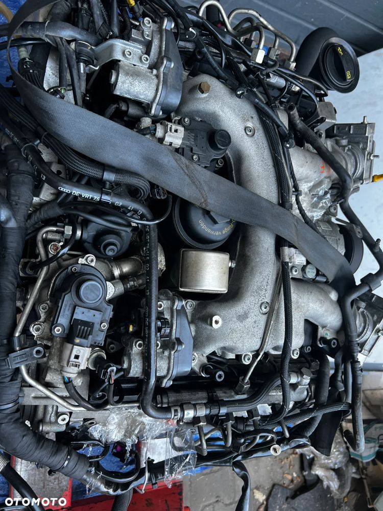 SILNIK AUDI VW PORSCHE   4,2 TDI CCF - 3