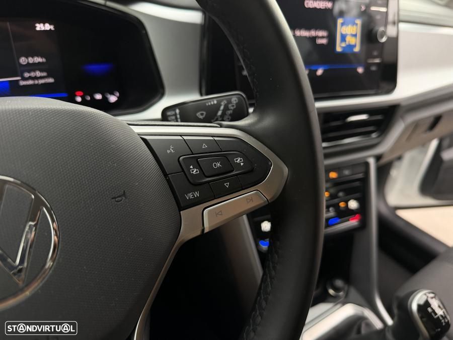 VW T-Roc 1.0 TSI Urban - 18