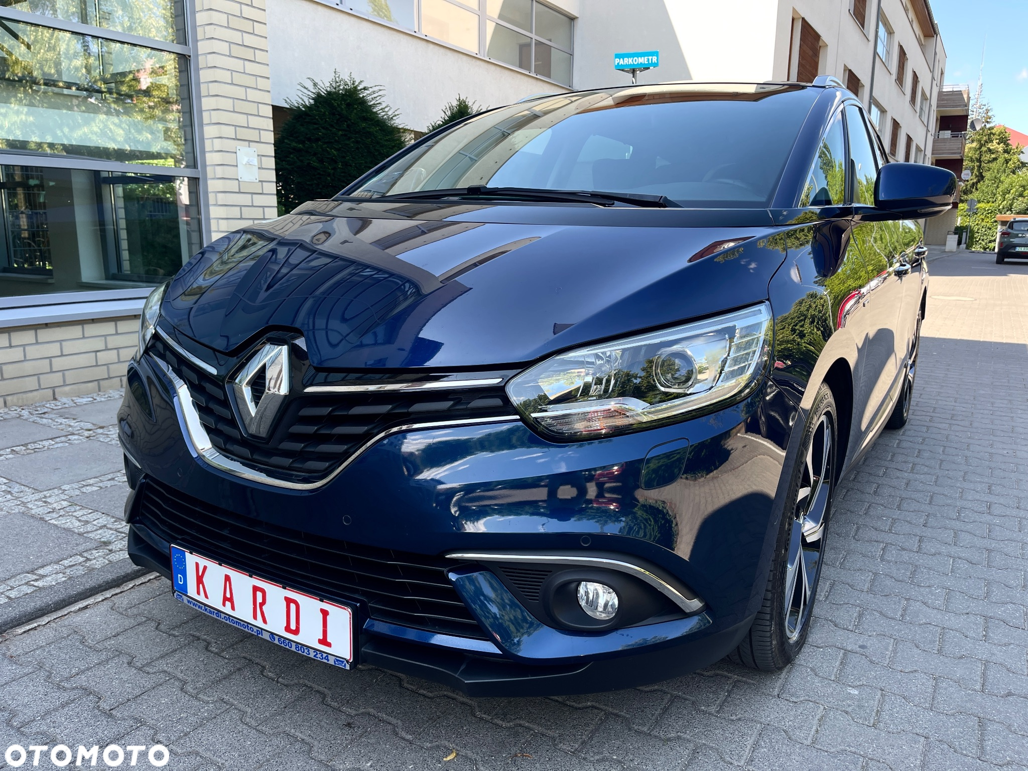 Renault Grand Scenic Gr 1.3 TCe FAP Intens - 2