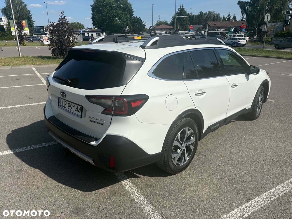 Subaru Outback - 1