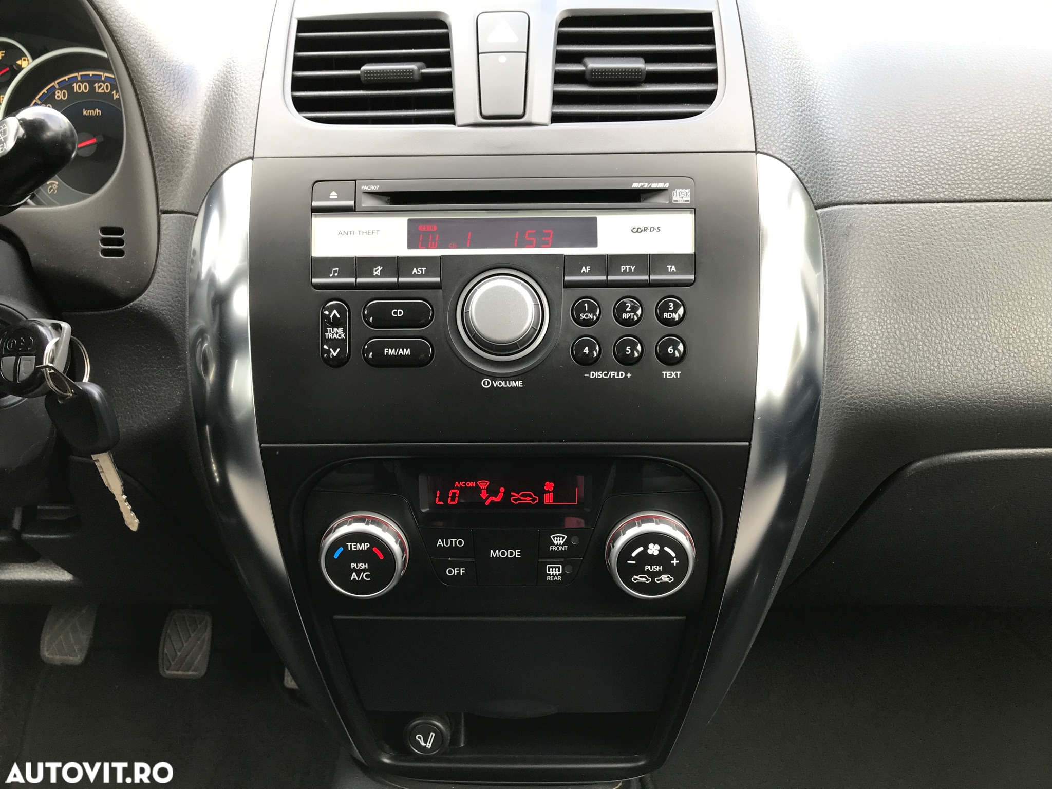 Fiat Sedici 2.0 Multijet DPF 4x4 Emotion - 16