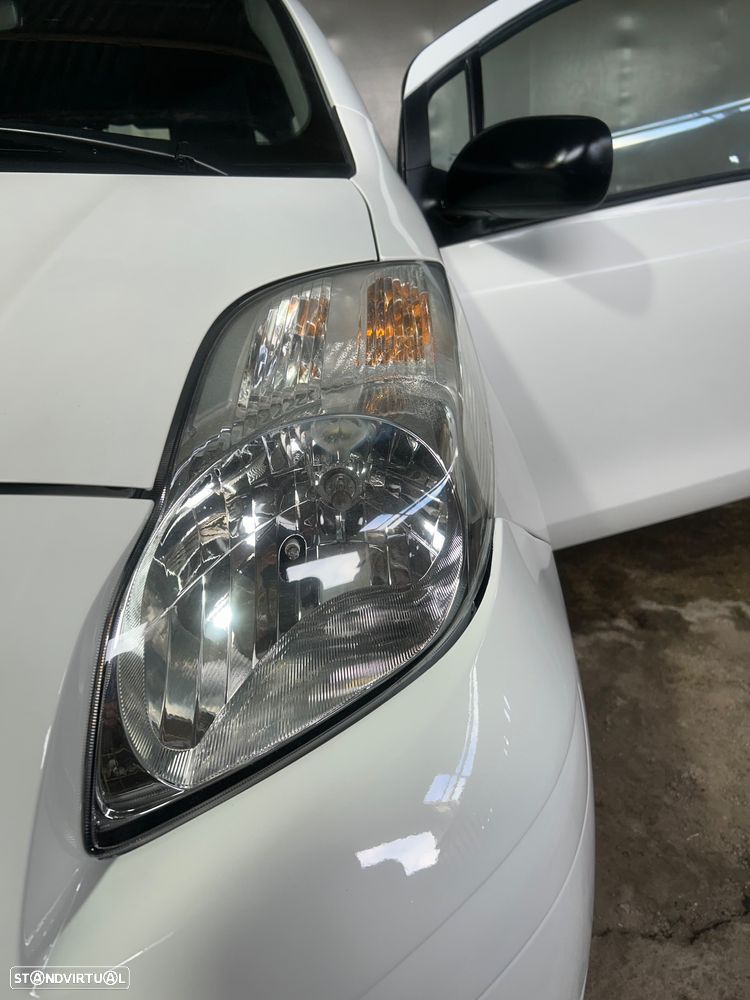 Toyota Yaris 1.0 VVT-i Cool Edition - 21