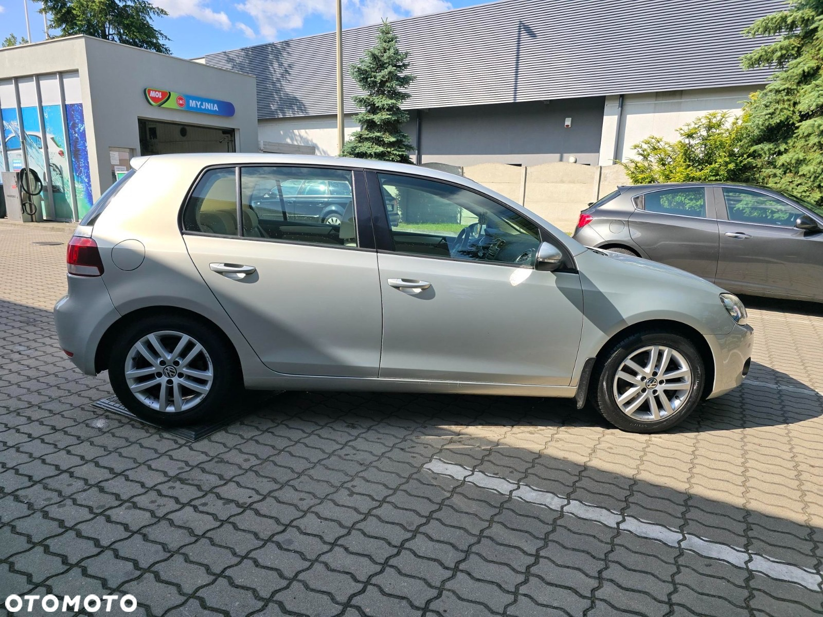 Volkswagen Golf - 13