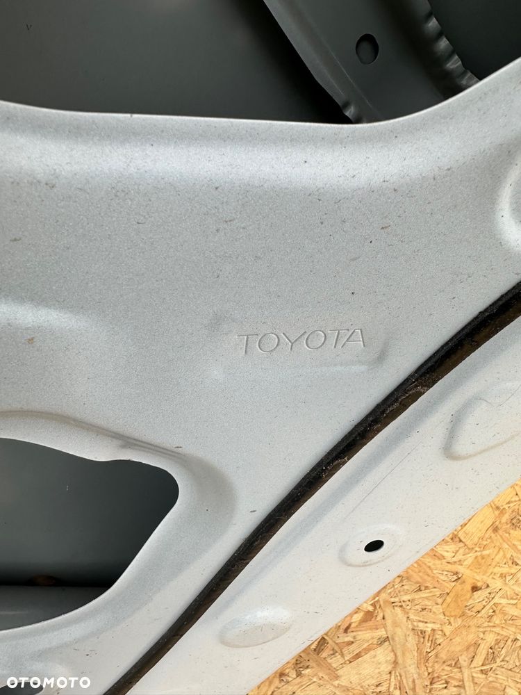 Toyota Corolla Cross drzwi tylne prawe prawy tył - 9