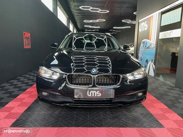 BMW 318 d Touring - 2