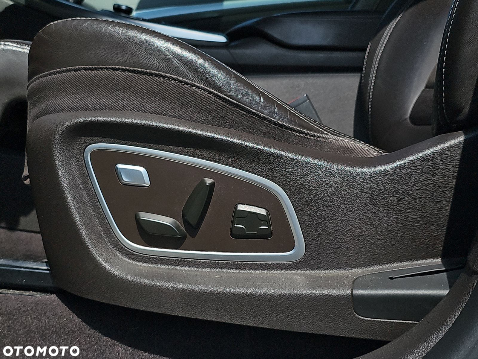 Renault Espace 1.6 dCi Energy Initiale Paris EDC - 22