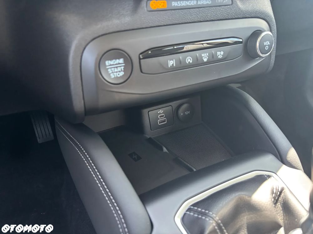 Ford Focus ver-1-0-ecoboost-mhev-titanium-x - 18