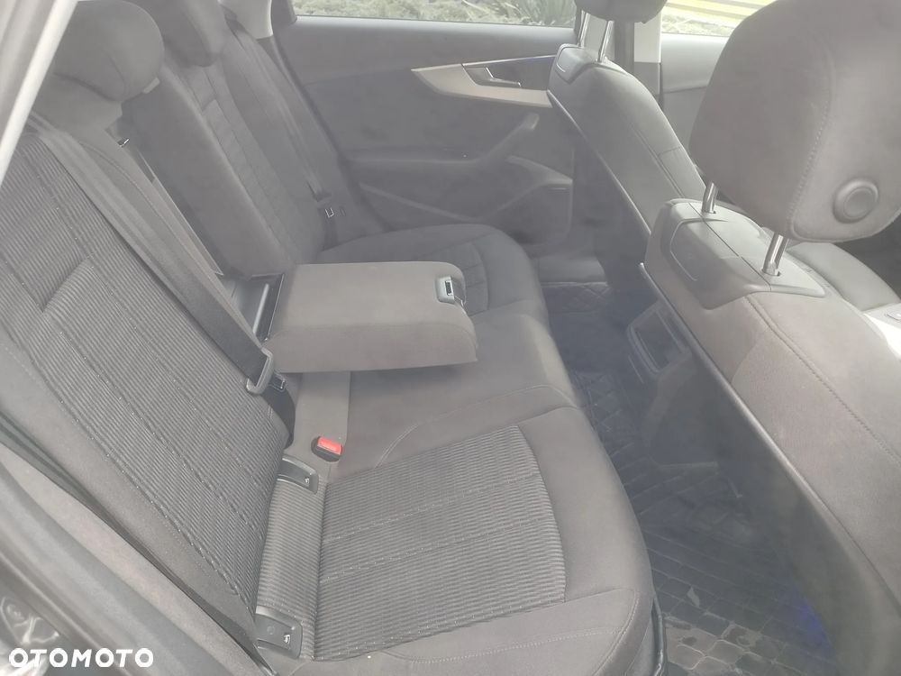 Audi A4 - 8