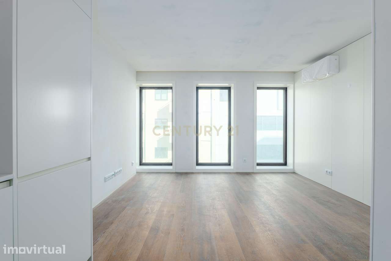 Apartamento T1 em Matosinhos Sul com Lugar de Garagem - Grande imagem: 2/16
