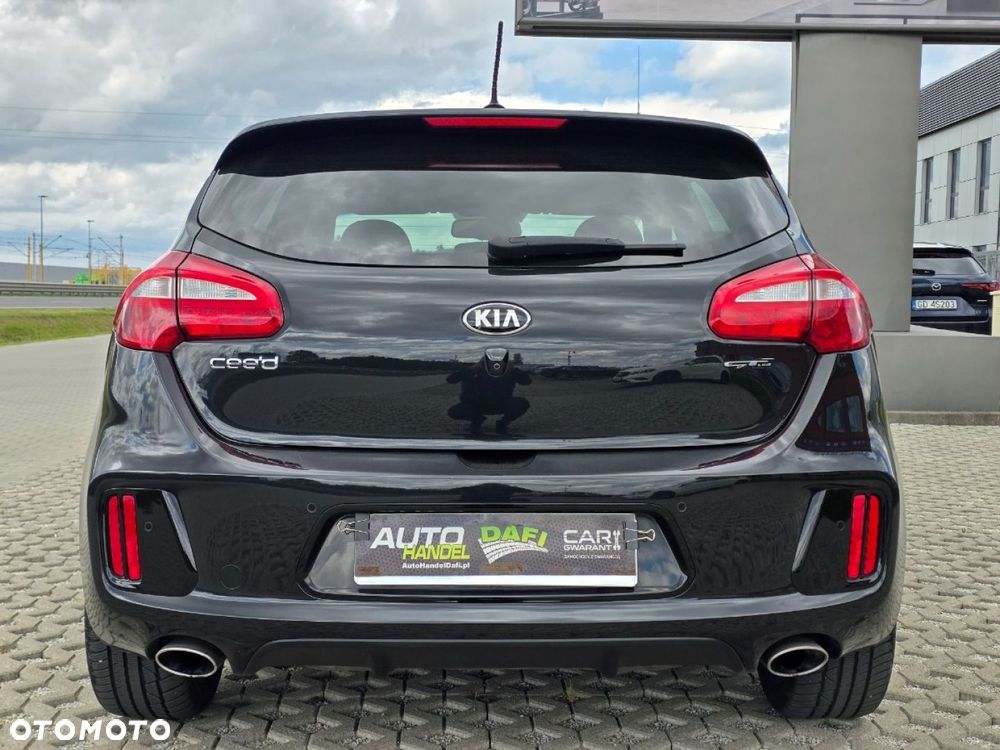 Kia Ceed - 6