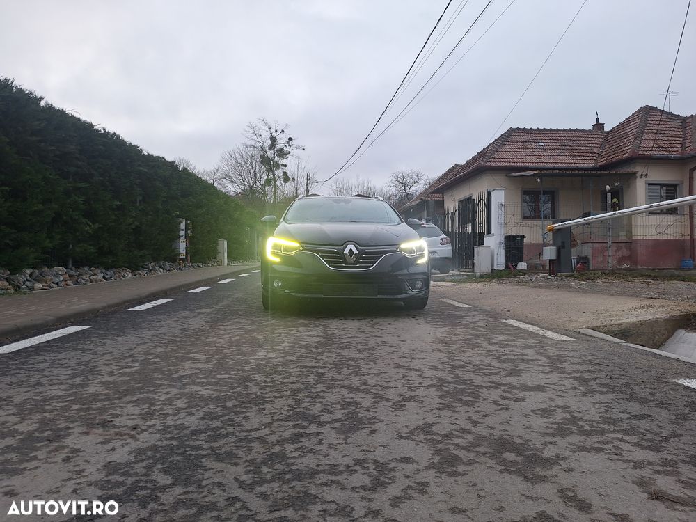 Renault Megane Grandtour ENERGY TCe 130 EDC INTENS - 8