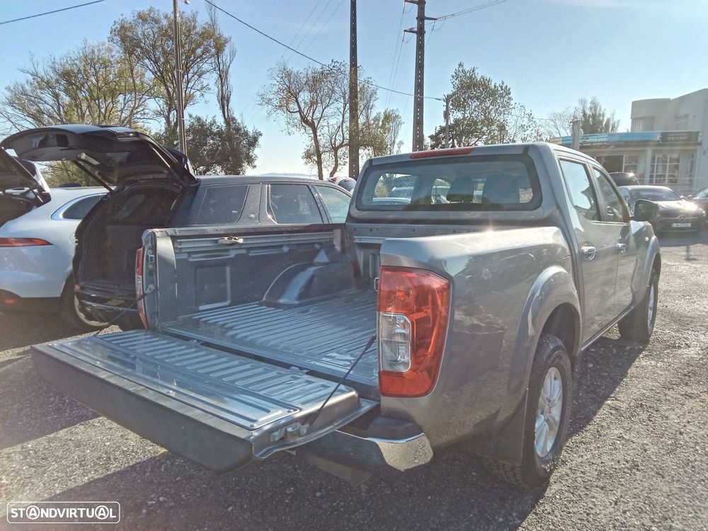Nissan Navara 2.3 dCi CD 4WD Tekna - 7