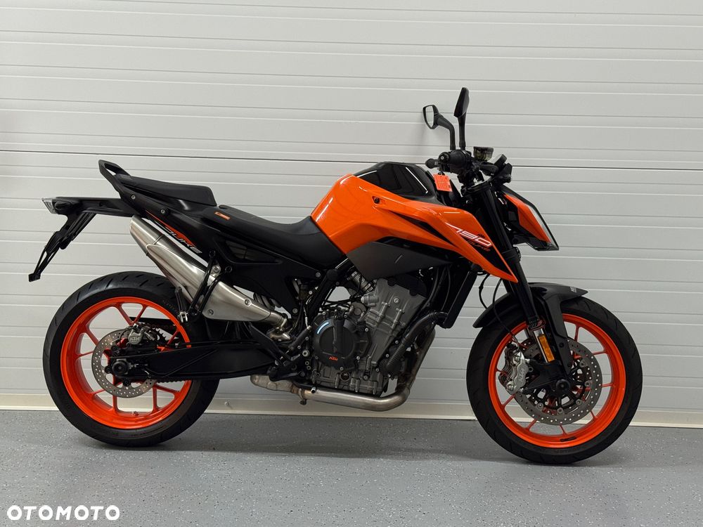 KTM Duke 790 - 2