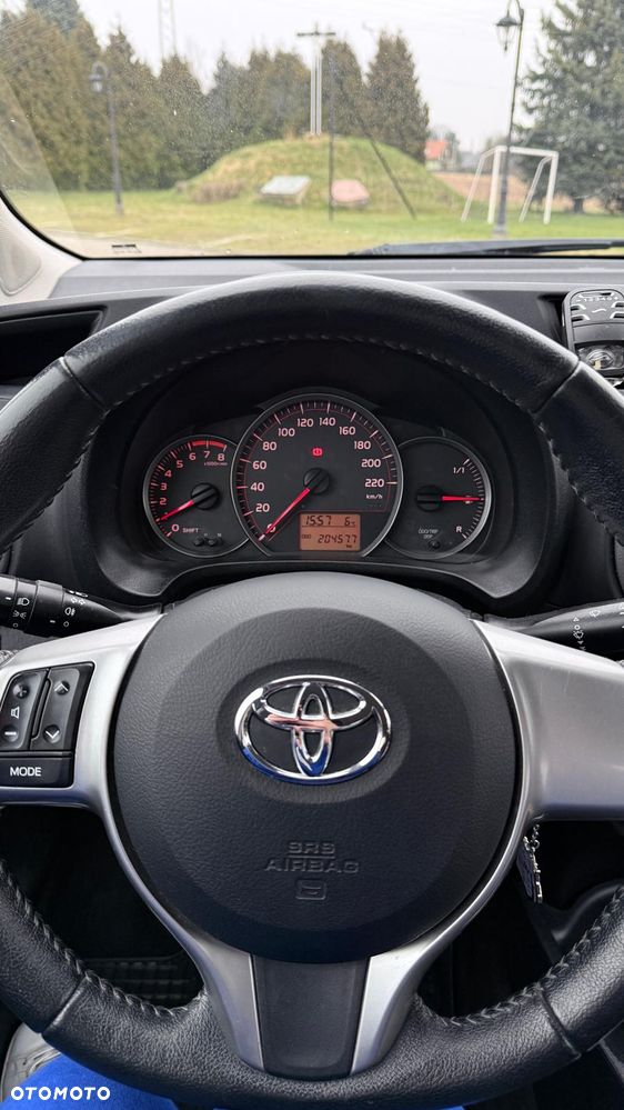 Toyota Yaris 1.0 Active - 8