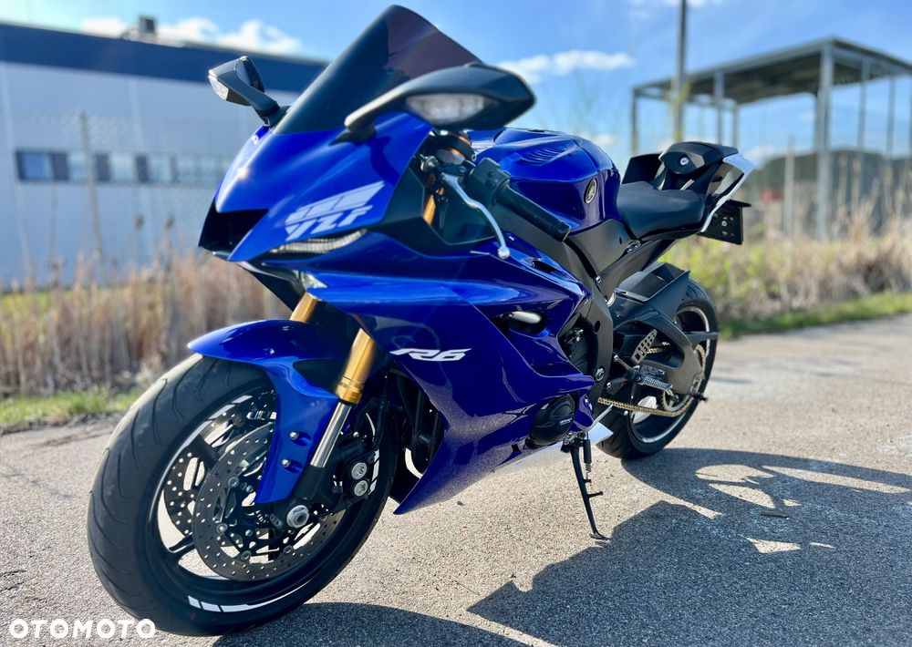 Yamaha R6 - 5
