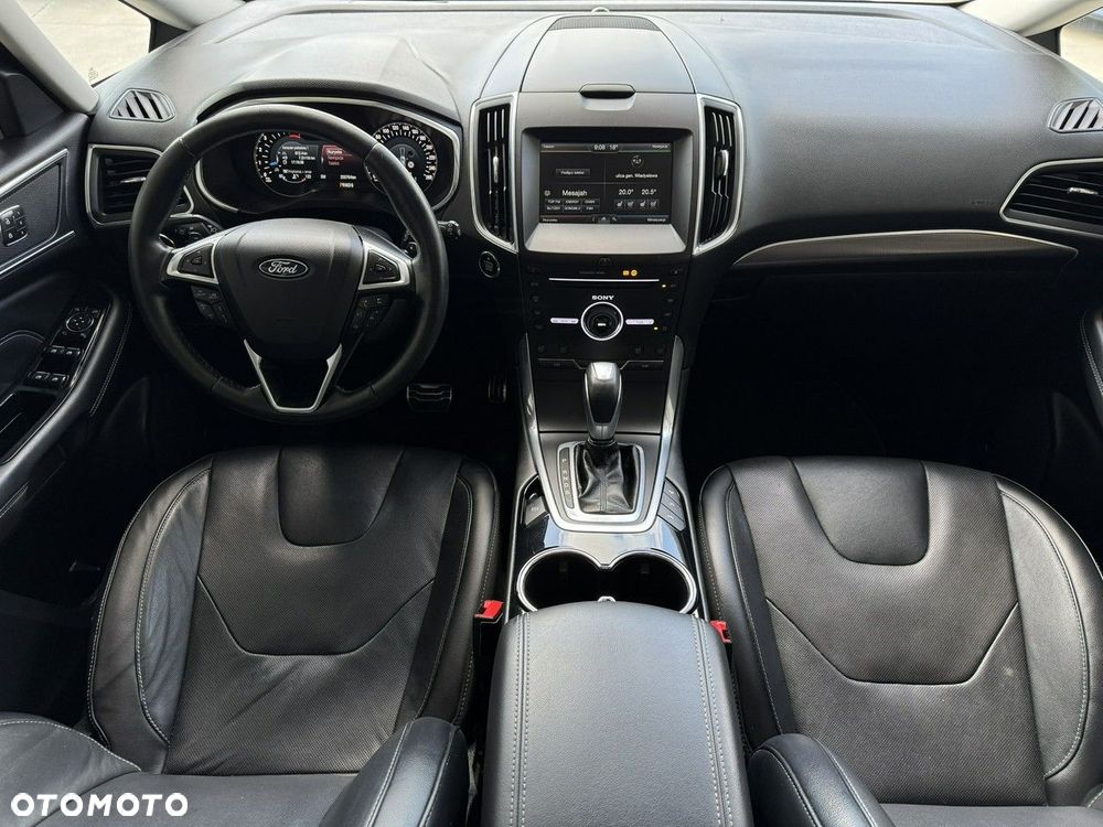 Ford S-Max - 26