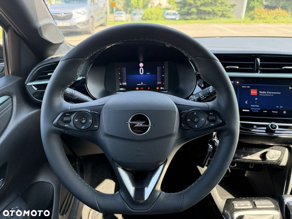 Opel Corsa 1.2 T Yes S&S - 11