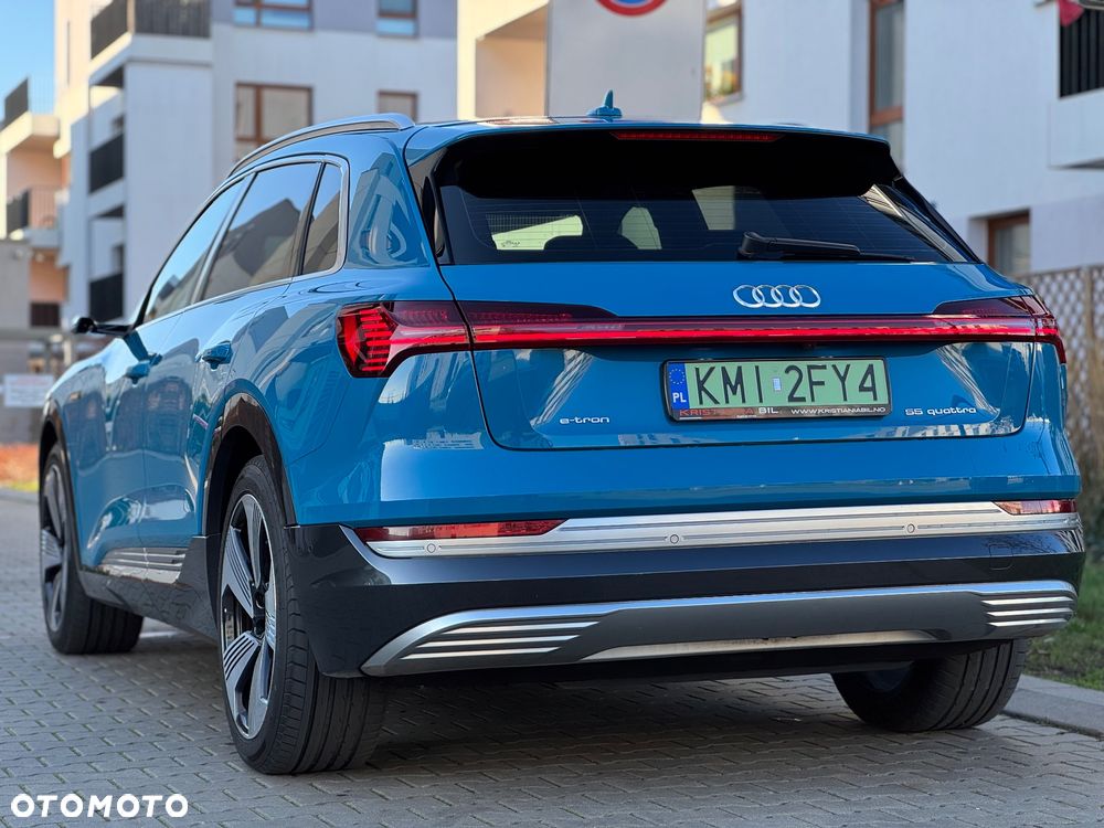 Audi e-tron 55 Quattro S line - 8