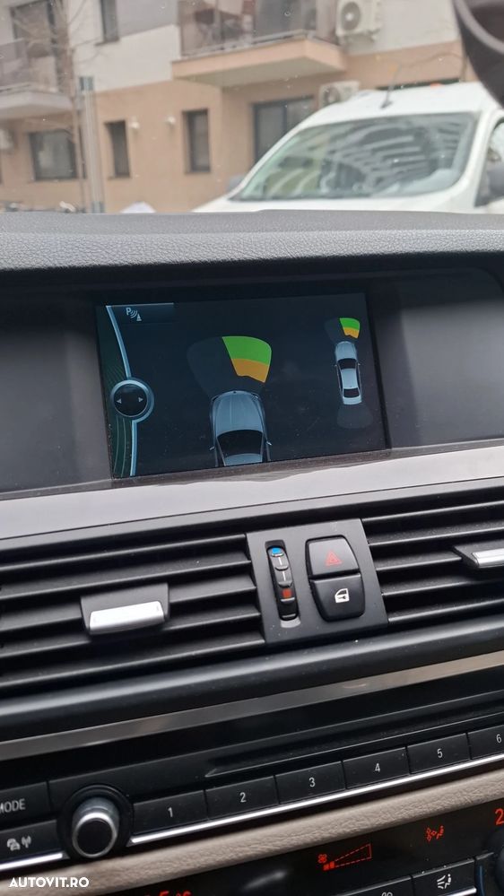 BMW Seria 5 520d - 6