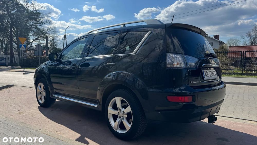 Mitsubishi Outlander 2.0 Intense 2WD CVT - 3