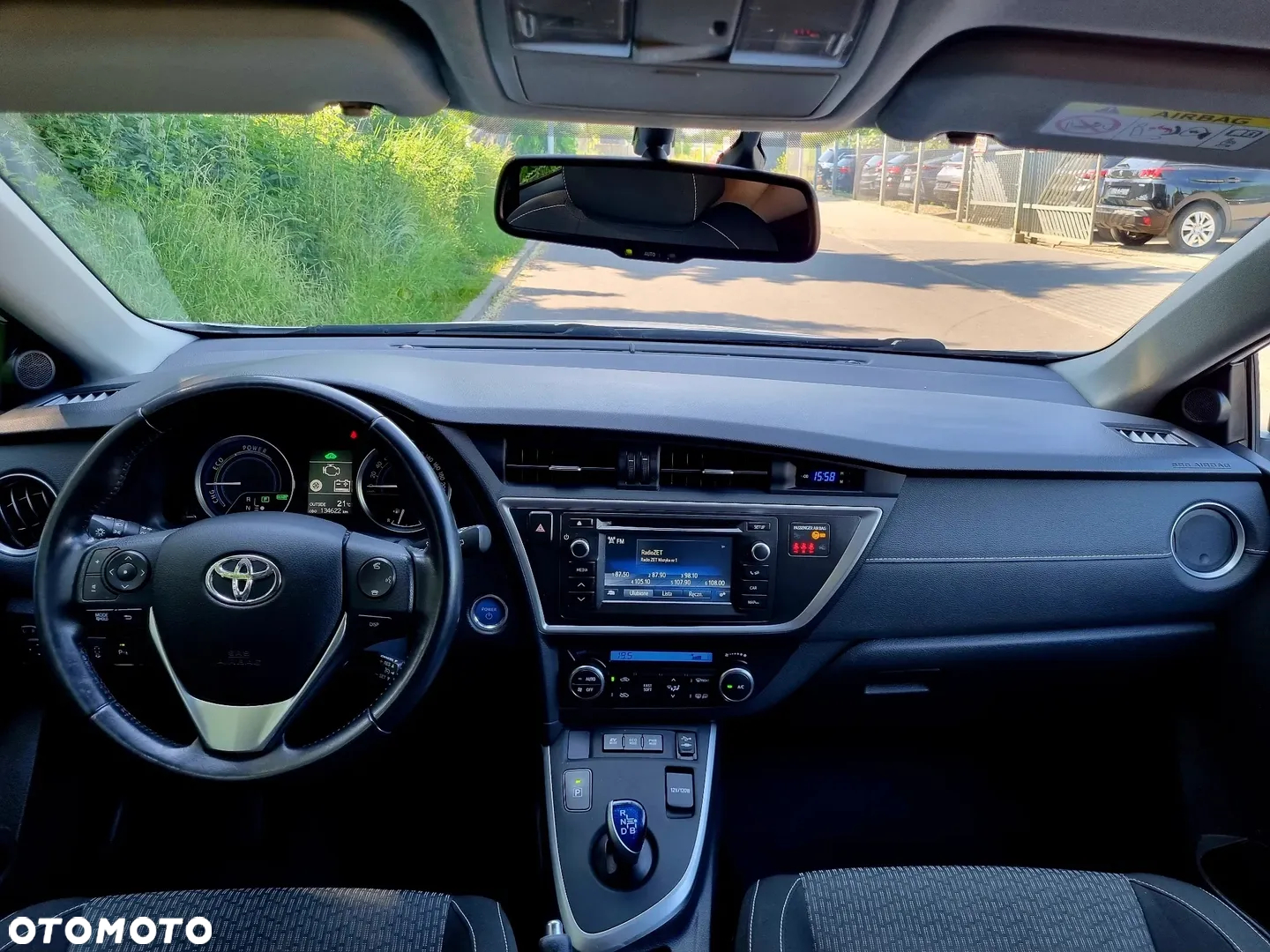 Toyota Auris Hybrid 135 Premium - 15