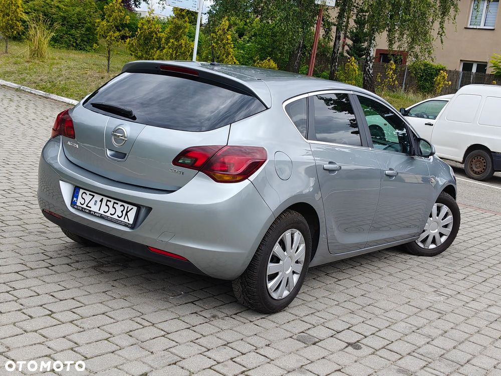 Opel Astra 1.7 CDTI DPF Sport - 1