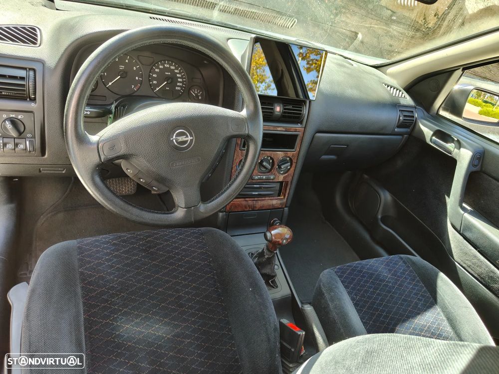 Opel Astra 1.4 Selection Aut. - 6