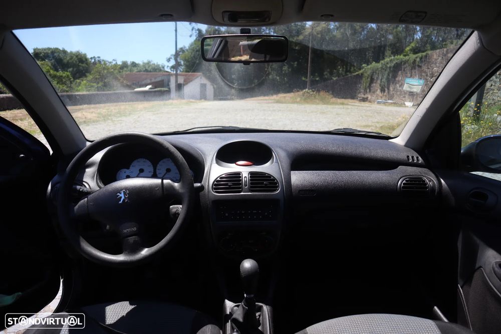 Peugeot 206 1.1 XR Présence - 8