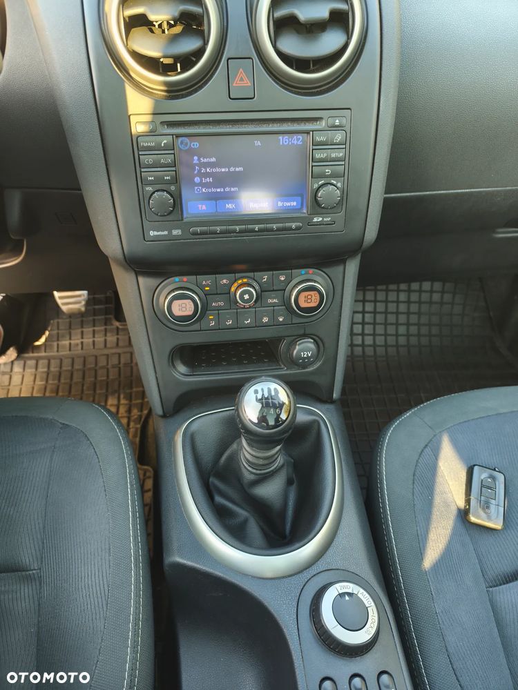 Nissan Qashqai+2 2.0 4x4 Tekna - 21