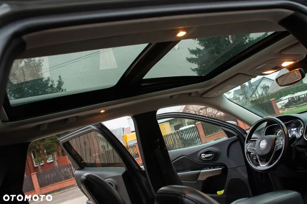 Jeep Cherokee 2.0 GME Active Drive I Limited - 26