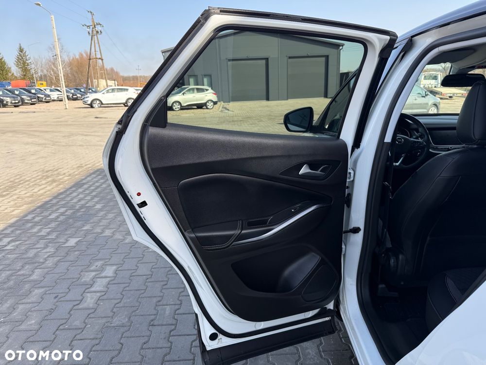 Opel Grandland X 1.2 Start/Stop Design Line - 17